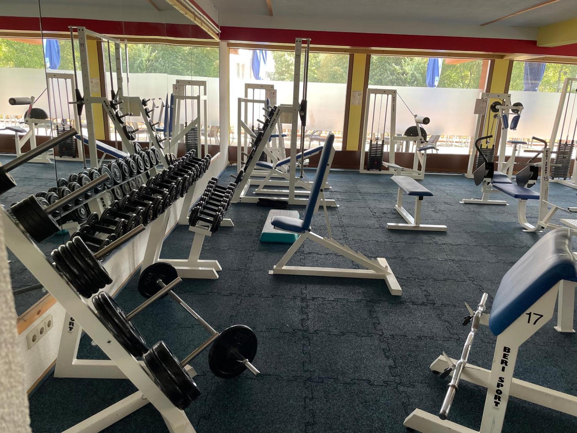 שלוכזי Zu Hause Am See - Pool, Sauna, Fitnessraum מראה חיצוני תמונה